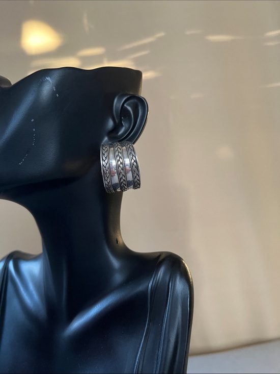 Unique Vintage Jewelry - Sterling Silver Textured Hoop Earrings - Classic Women Jewelry